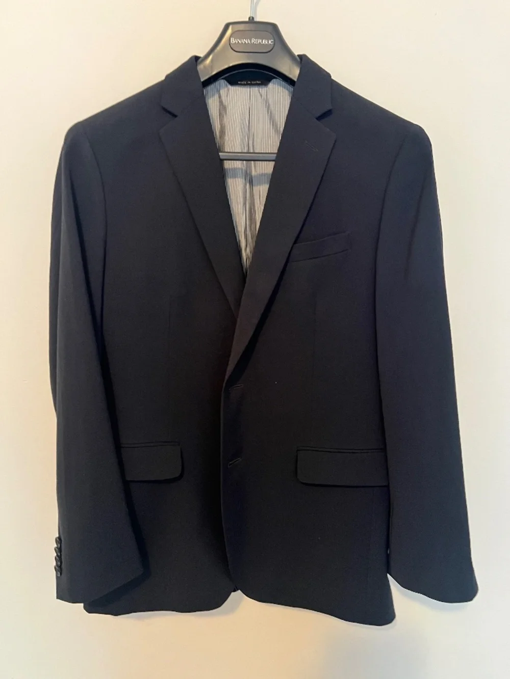 Banana republic 2 piece modern slim fit 2 piece blue suit 38s